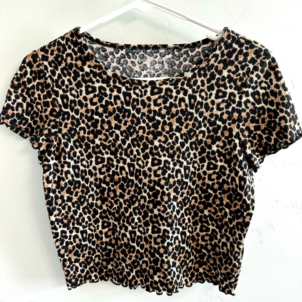 AE Cheetah print crop top